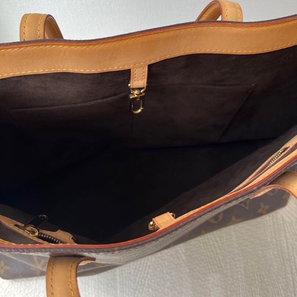 Louis Vuitton Wilshire MM Tote Bag - Picture 7 of 10